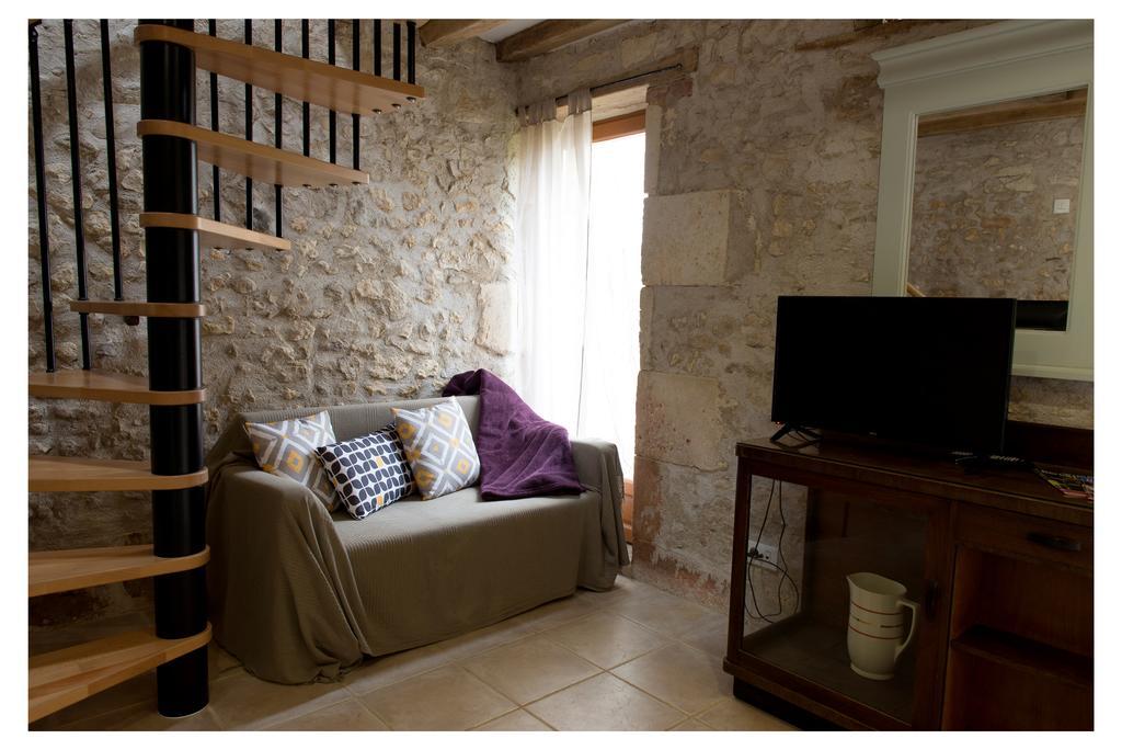 Villa Domaine de la Grange aux Dîmes à Feux Extérieur photo